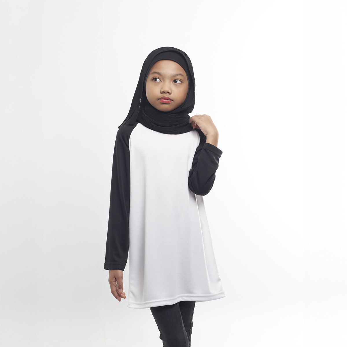 Kids Muslimah Raglan White/Black - (XL)